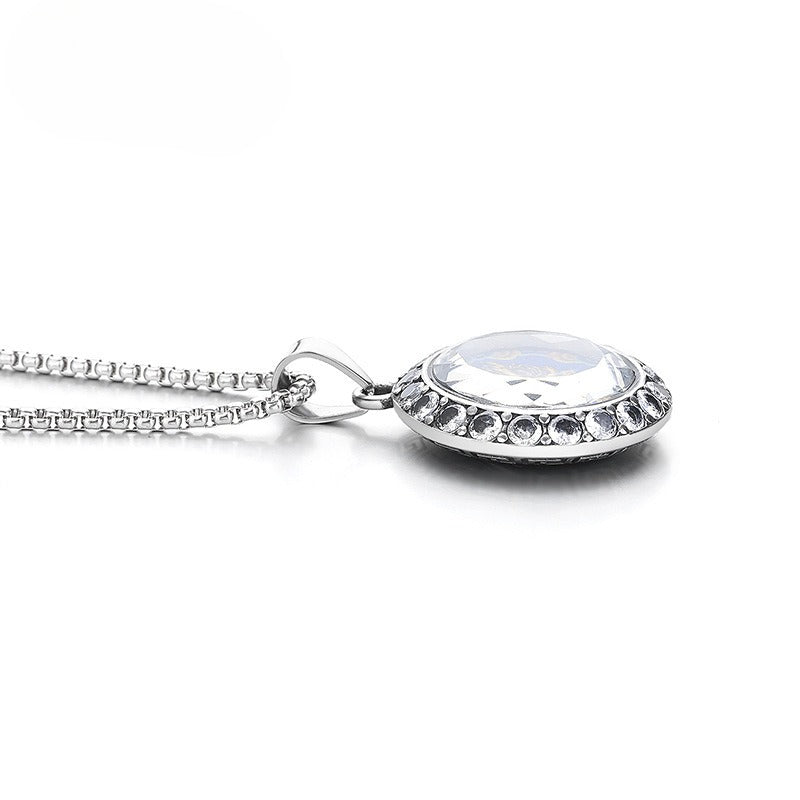Zircon Necklace - Vintage Ethnic Lion Pendant In Titanium Steel For Everyday Wear