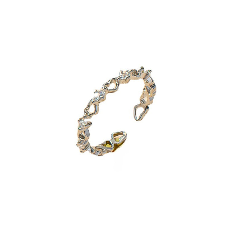 Heartfelt Elegance: Contemporary Heart Opening Ring with a Twist