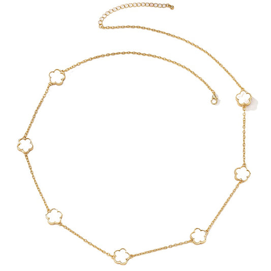 Planderful Vienna Verve Necklace – Fashionable Five-Leaf Clover Design
