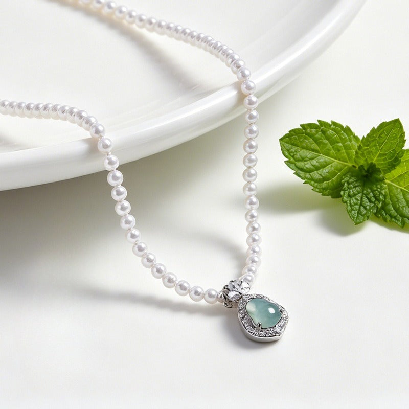 Jade Pearl Gourd Pendant Necklace