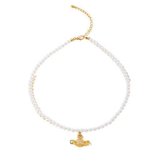 Luxurious Pearl Necklace with a Touch of French Elegance
