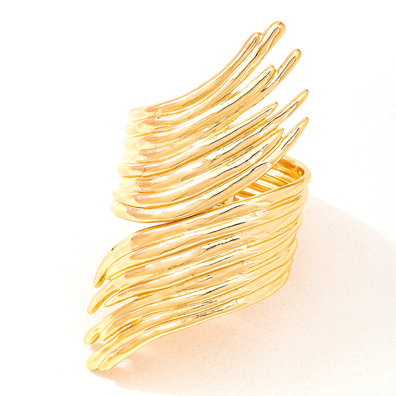 Planderful Vienna Verve Bracelet – Bold Heavy Metal Wing Design