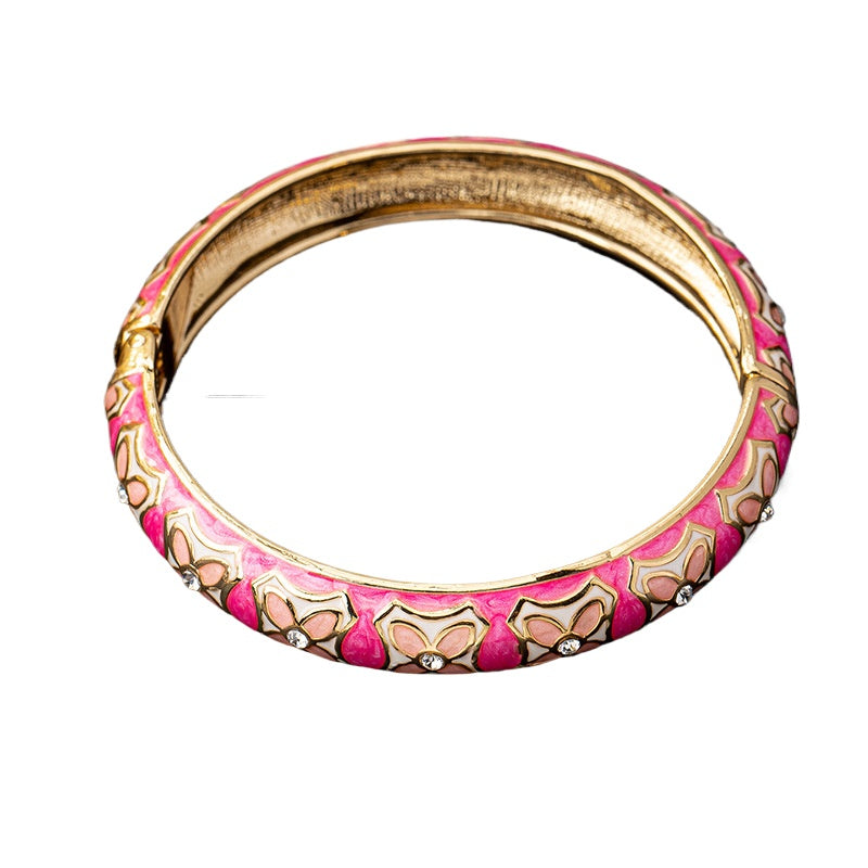 Planderful Vienna Verve Bracelet – Elegant Retro Ethnic Style