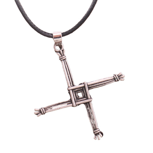 Cross-border best-selling cross zinc alloy pendant retro men&#039;s personality fashion necklace European and American fashion jewelry wholesale for men