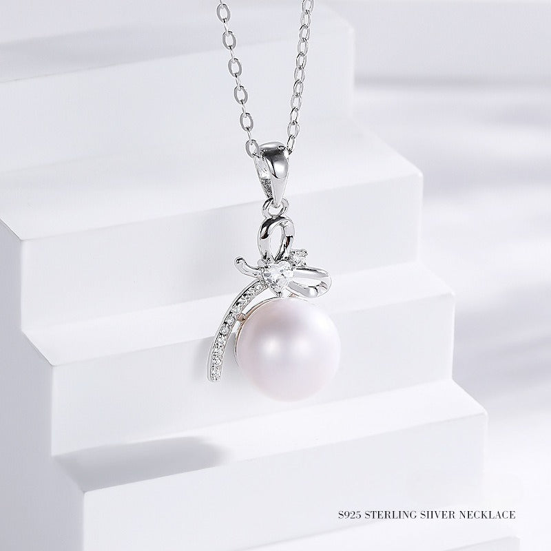 Pearl Single Pendant Necklace