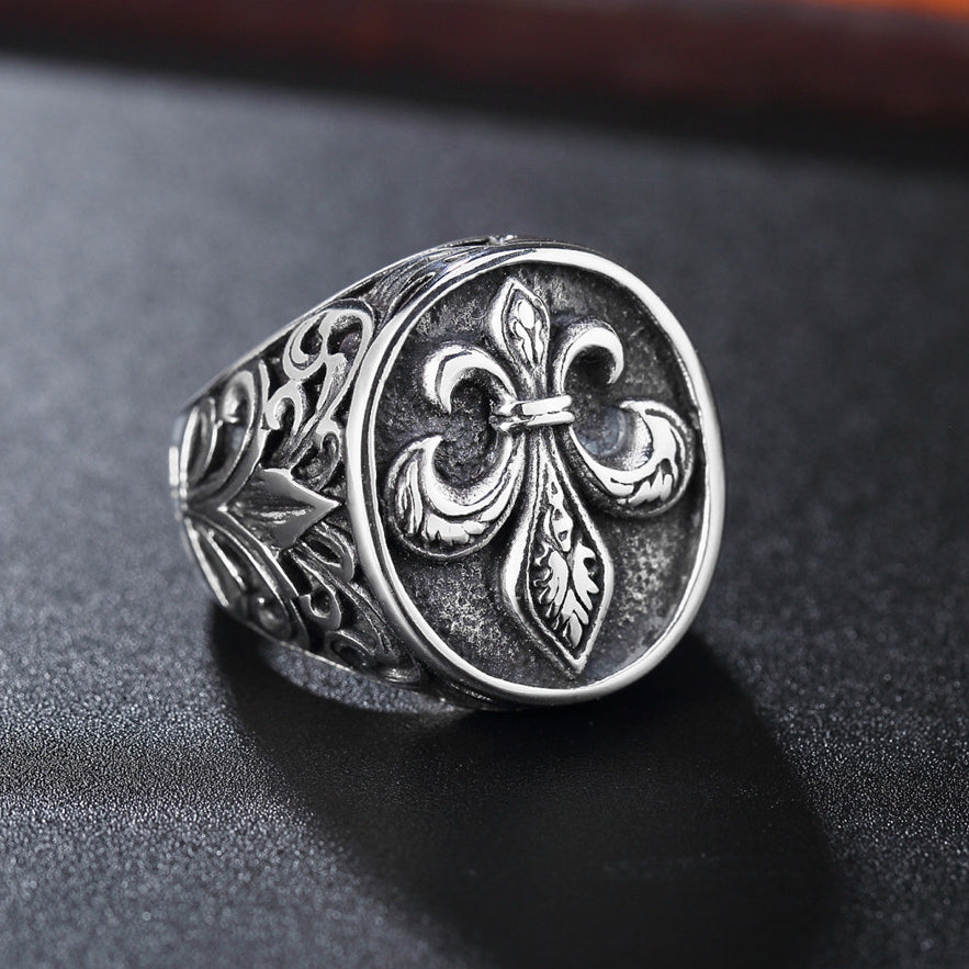 Carved Childern Flower Oval Titanium Steel Ring for Men