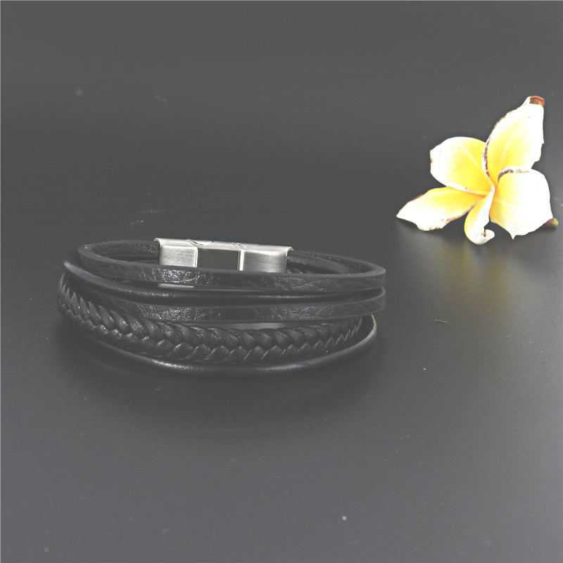 Titanium Steel Five-Ring Leather Bracelet: A Stylish Fusion of Japanese and Korean Fashion for Men