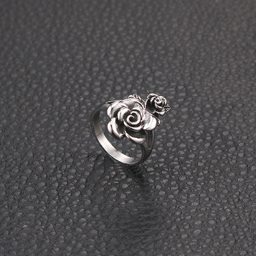 Retro Hollow Engraved Oil Ring for Women - European and American Fashion Rose Jewelry