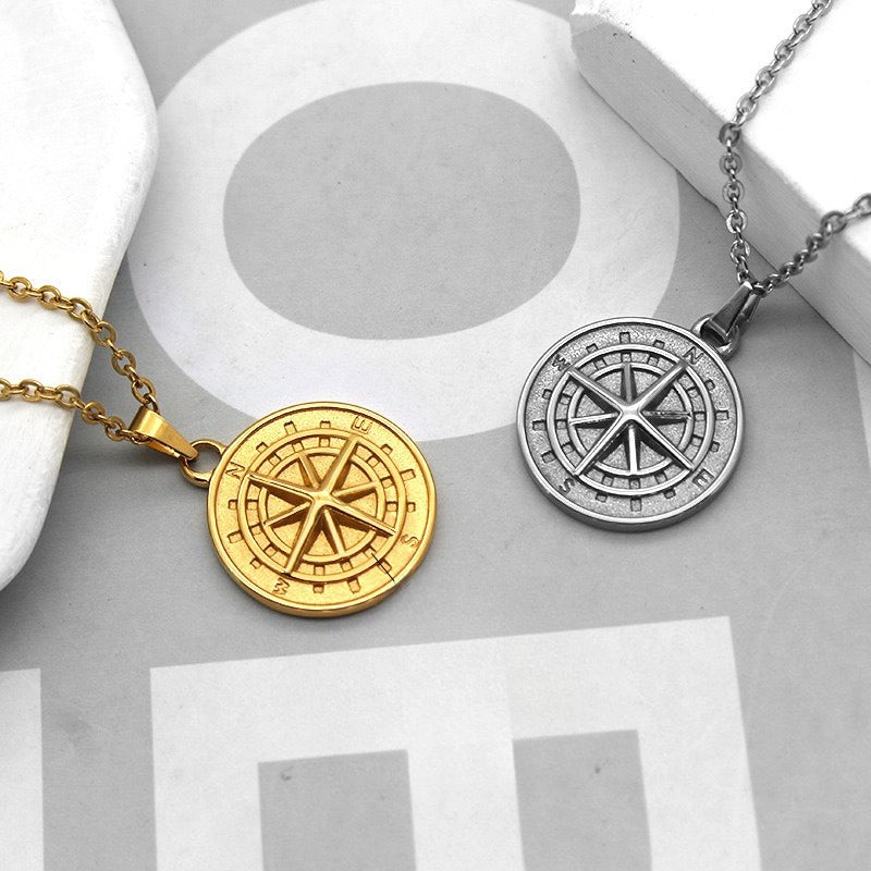 Planderful Personalized Compass Necklace For Women With Retro Steel Collarbone Chain Ideal Gift