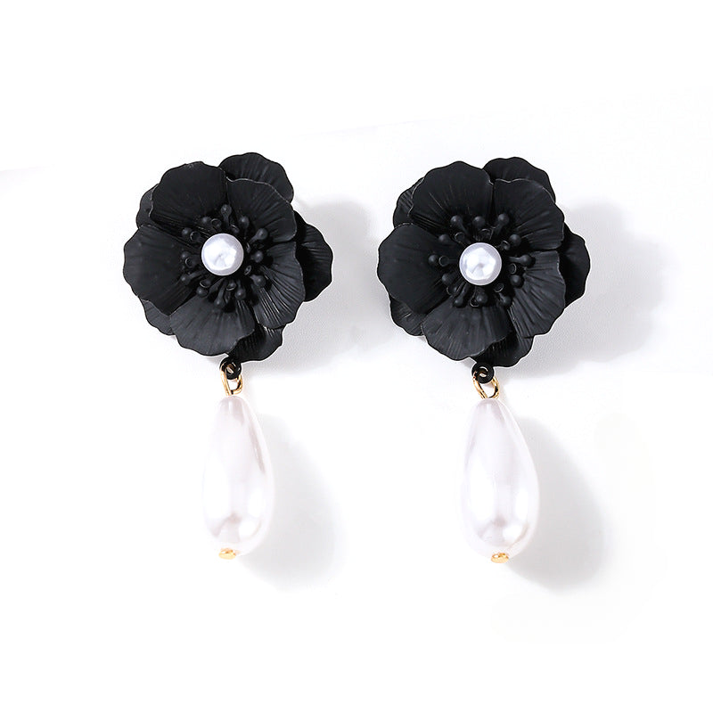 Planderful Vienna Verve Earrings – Elegant Three-Dimensional Flower Design