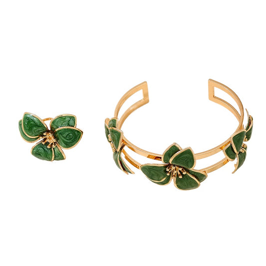 Green Flower Jewelry Set for Women by Planderful