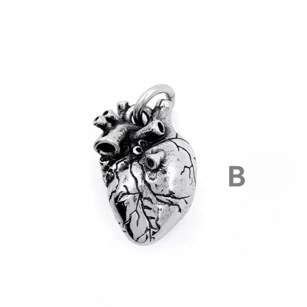 1. Planderful Dark Gothic Three Dimensional Heart Pendant Stainless Steel Necklace Unisex