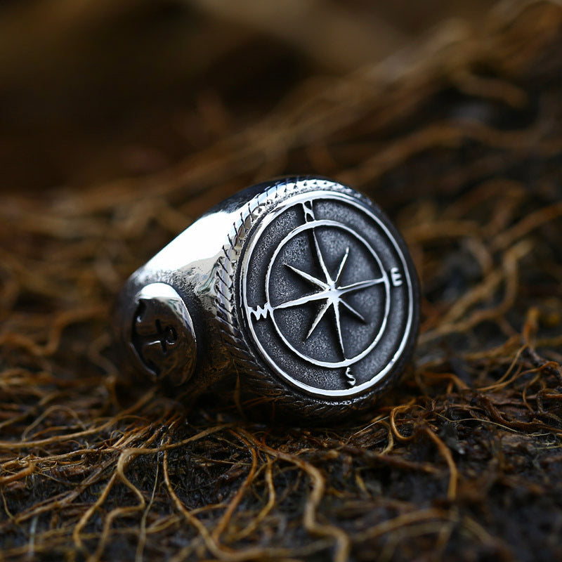 Titanium Steel Retro Navy Knight Anchor Ring for Men - Stainless Steel Compass Design