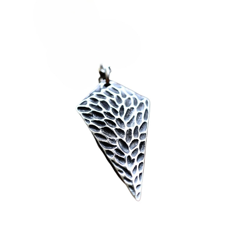 Men's Retro Titanium Steel Rhombus Arrow Pendant - Wholesale European and American Fashion