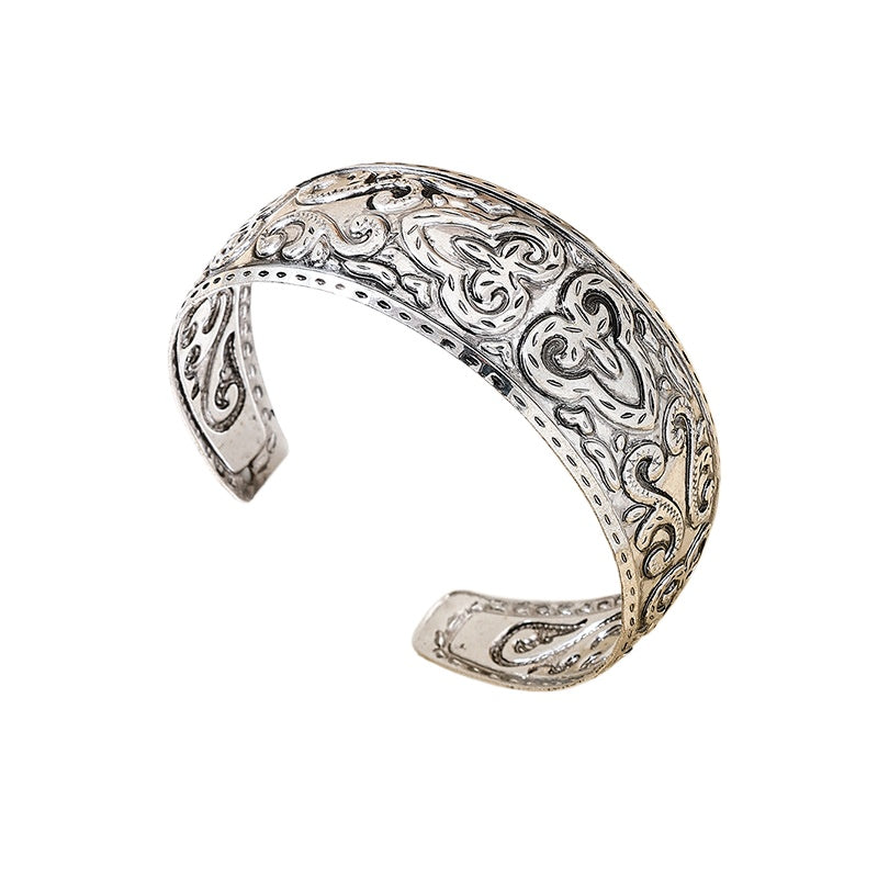 Planderful Vienna Verve Bracelet – Fashionable Retro Metal Design
