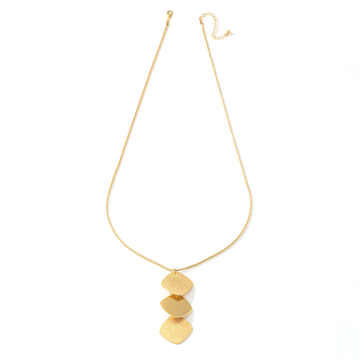 Planderful Vienna Verve Necklace – Fashionable and Versatile Design