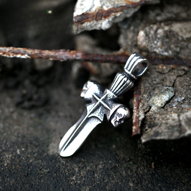 Customized Retro Skull Titanium Steel Pendant for Men – European and American Religious Jewelry