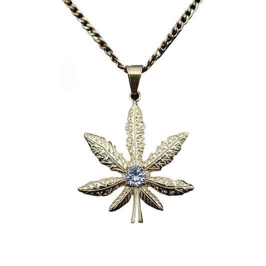 Zircon Necklace – Elegant Maple Leaf Pendant