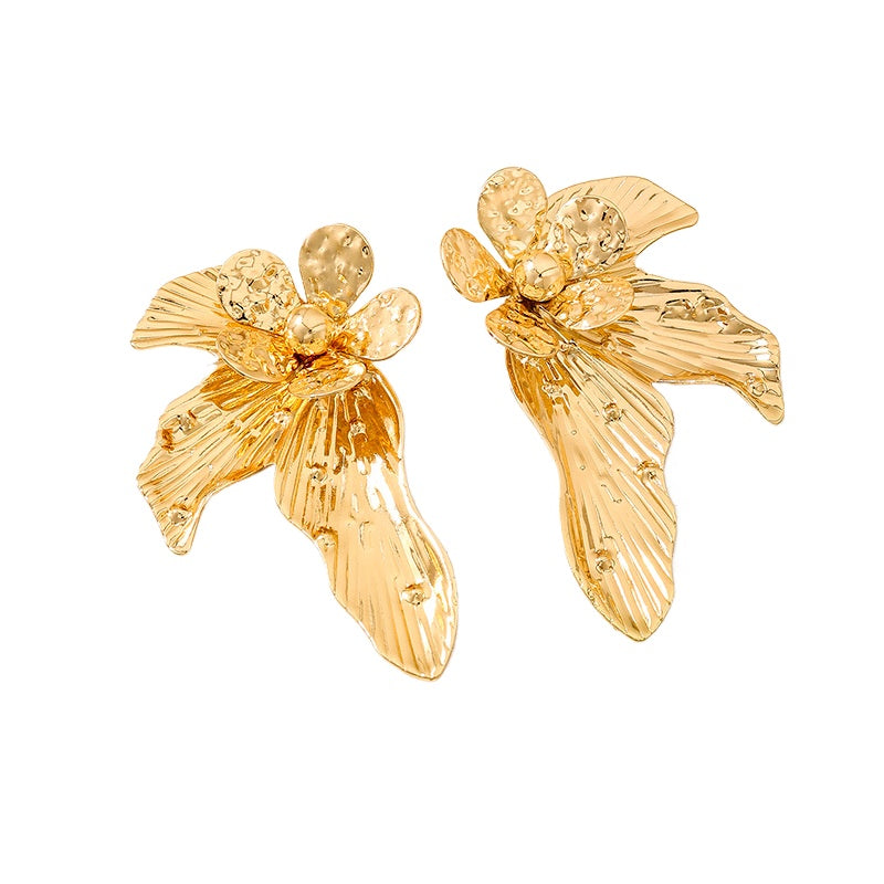 Planderful Vienna Verve Earrings – Fashionable Metal Flower Design