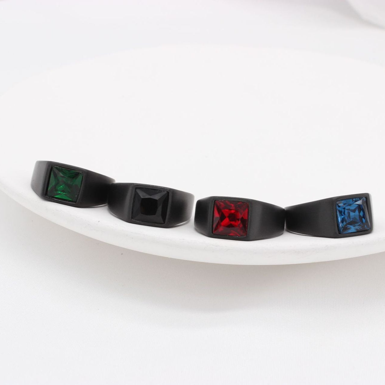 Planderful Titanium Steel Ring With Black Zircon For Men And Women Unisex Everyday Genie Protection
