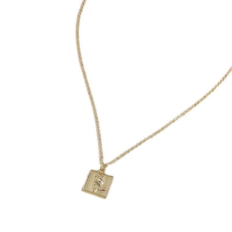 Simple Metal Rose Necklace - Exquisite Cross-Border Fashion Jewelry
