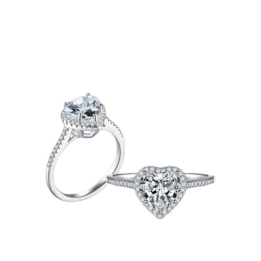 Luxury Heart-shaped Zircon Ring made of S925 Sterling Silver