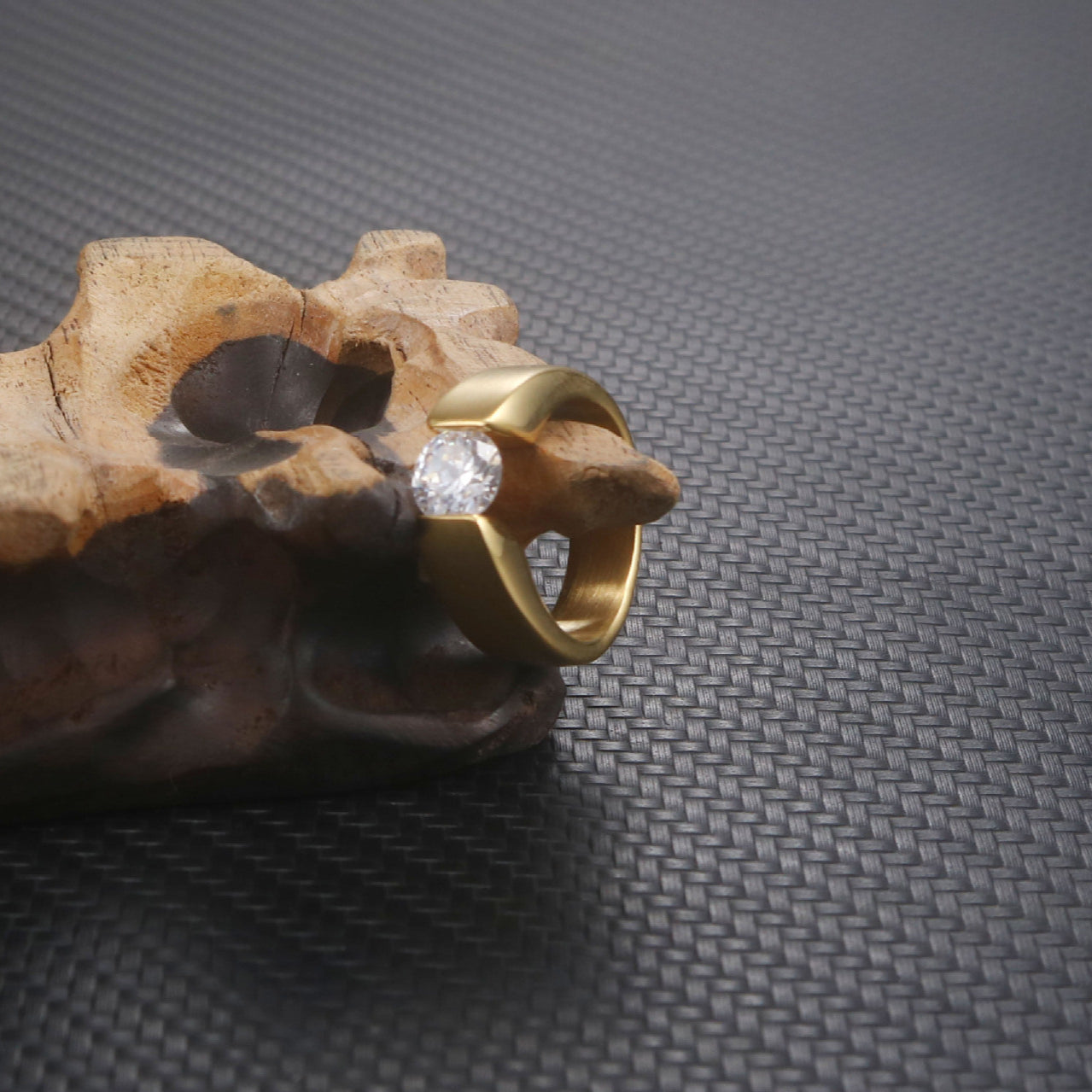 Stylish Men's Zircon-Studded Titanium Steel Ring - Minimalist Design in Stainless Steel