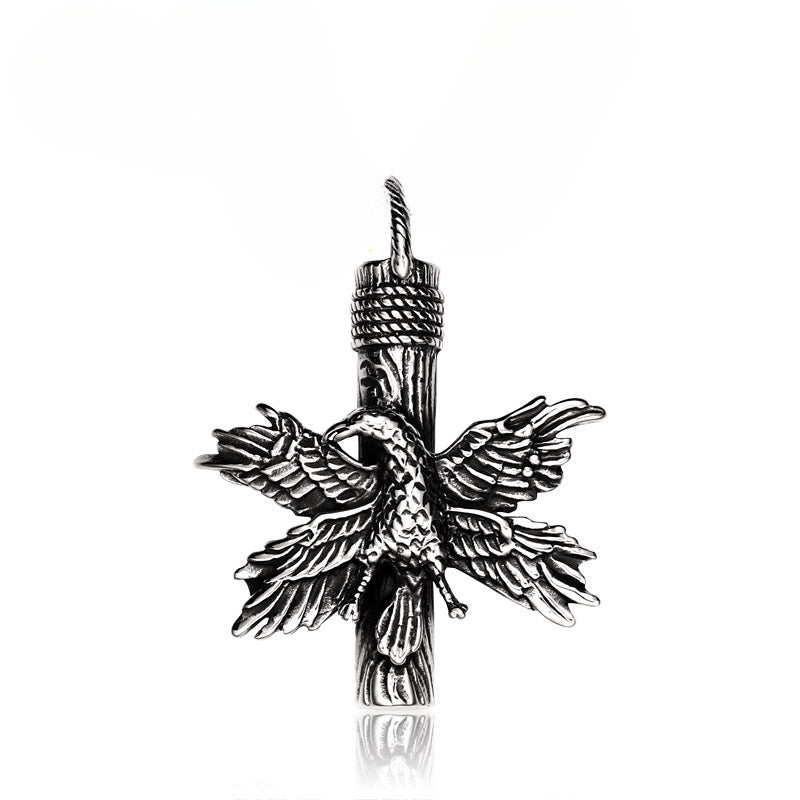 Retro Titanium Steel Eagle Pendant for Men - Hip-Hop Style Personalized Animal Jewelry