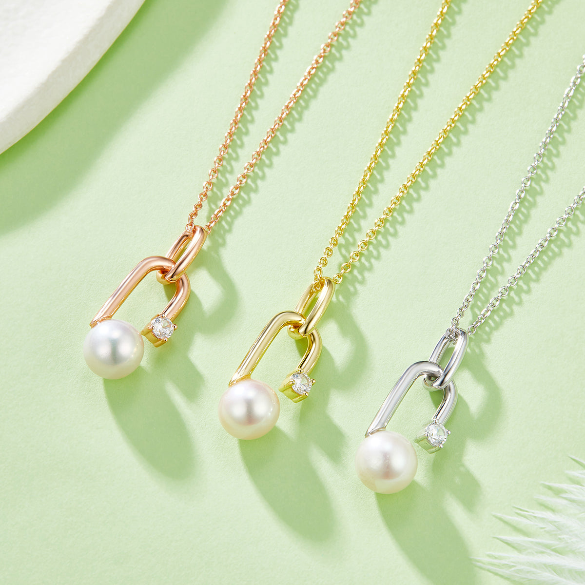 8.0mm Natural Freshwater Pearl G Letter Pendant S925 Silver Necklace