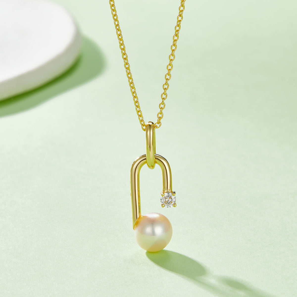 8.0mm Natural Freshwater Pearl G Letter Pendant S925 Silver Necklace