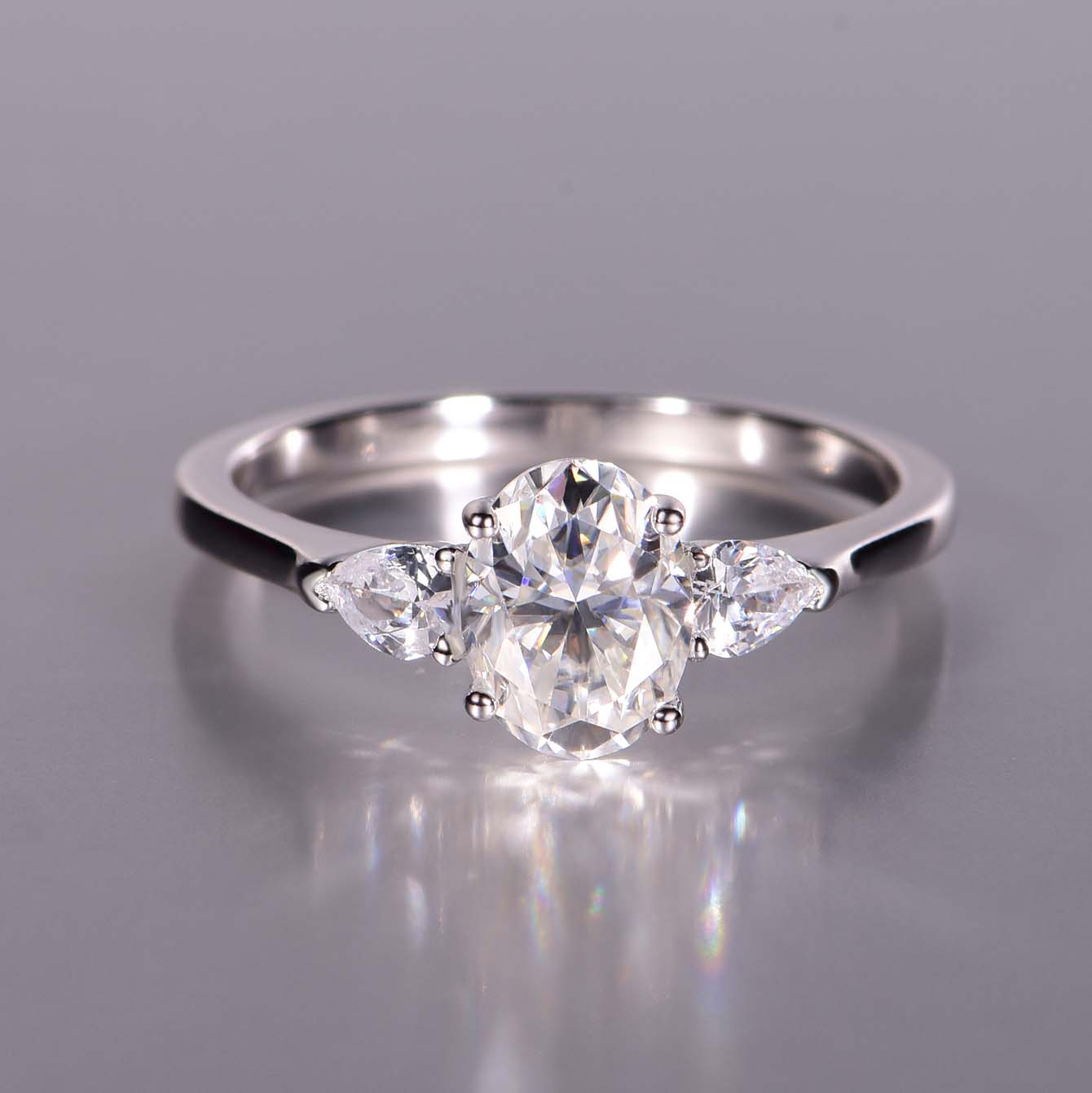 S925 Silver Plated 18K Platinum Moissanite Three Stone Ring