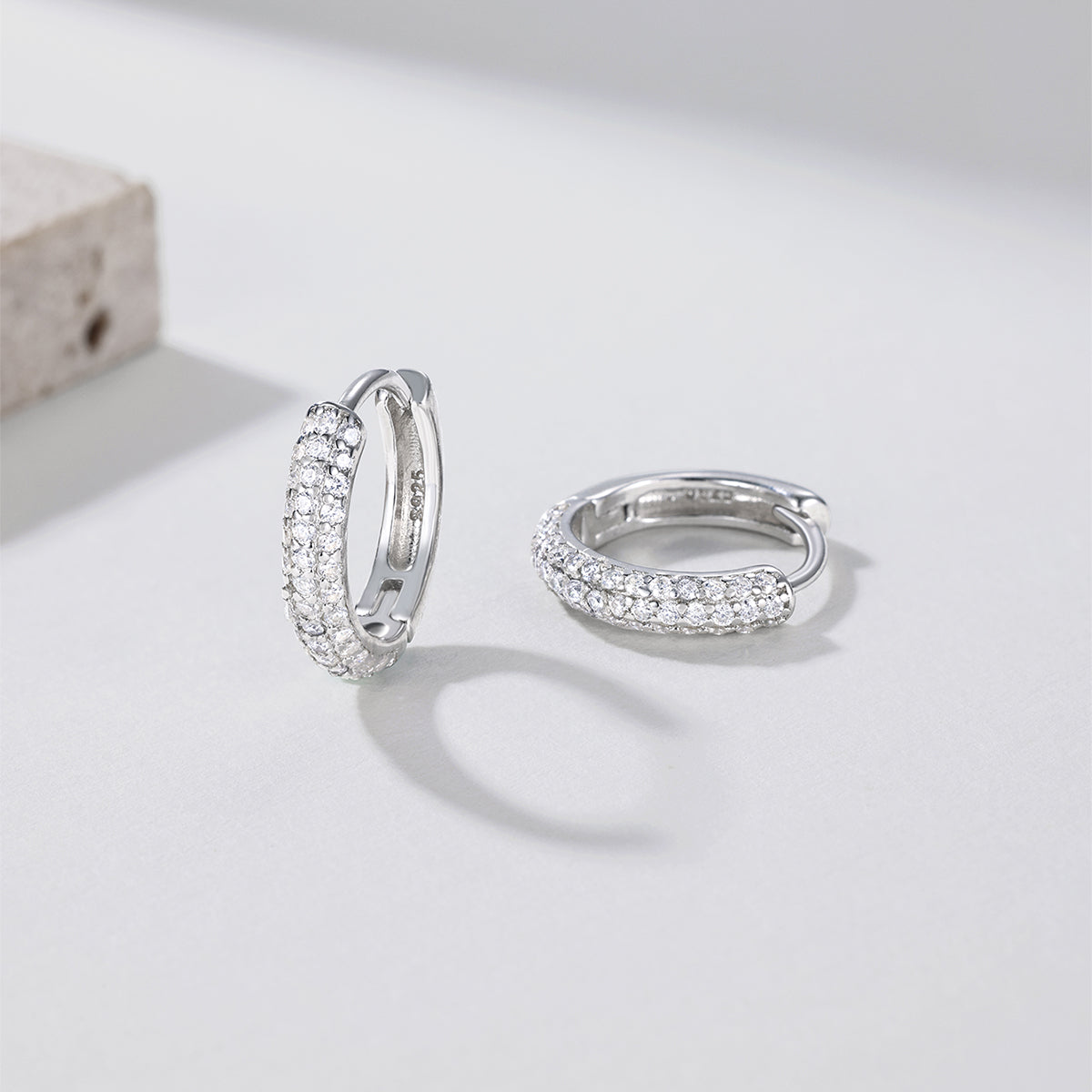 S925 Silver Plated 18K Platinum Hoop Earrings Moissanite