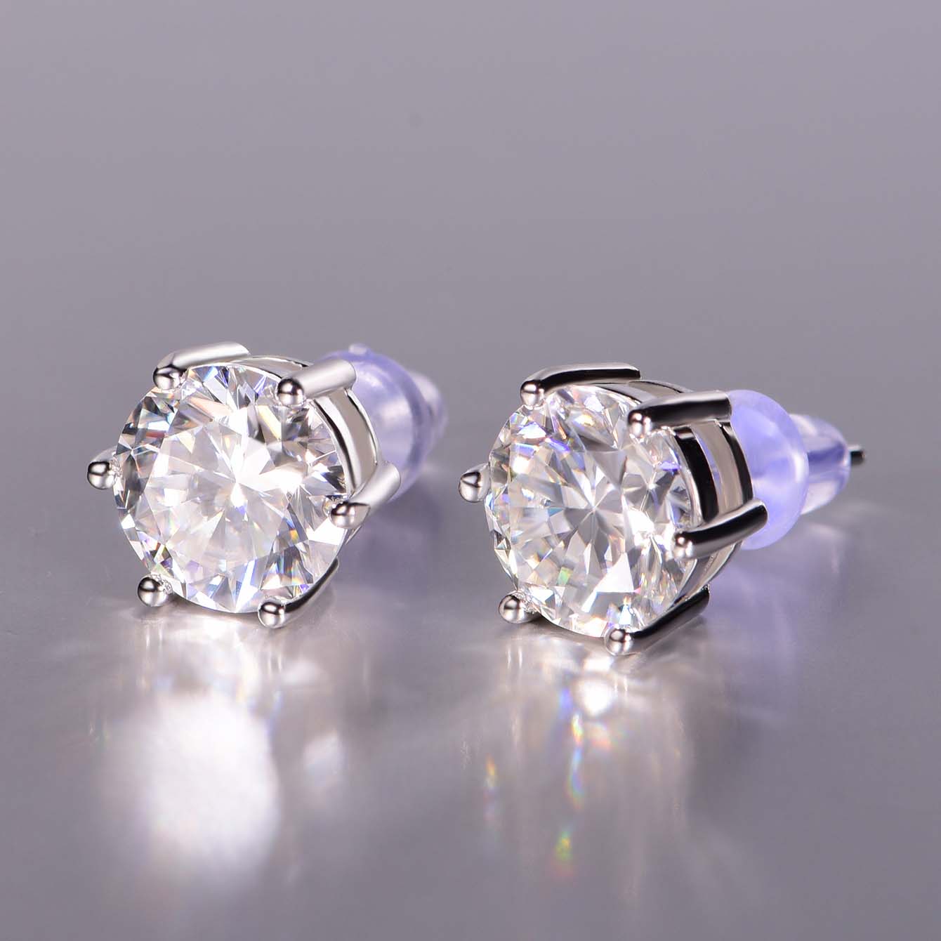S925 Silver Plated 18K Platinum Stud Earrings Moissanite