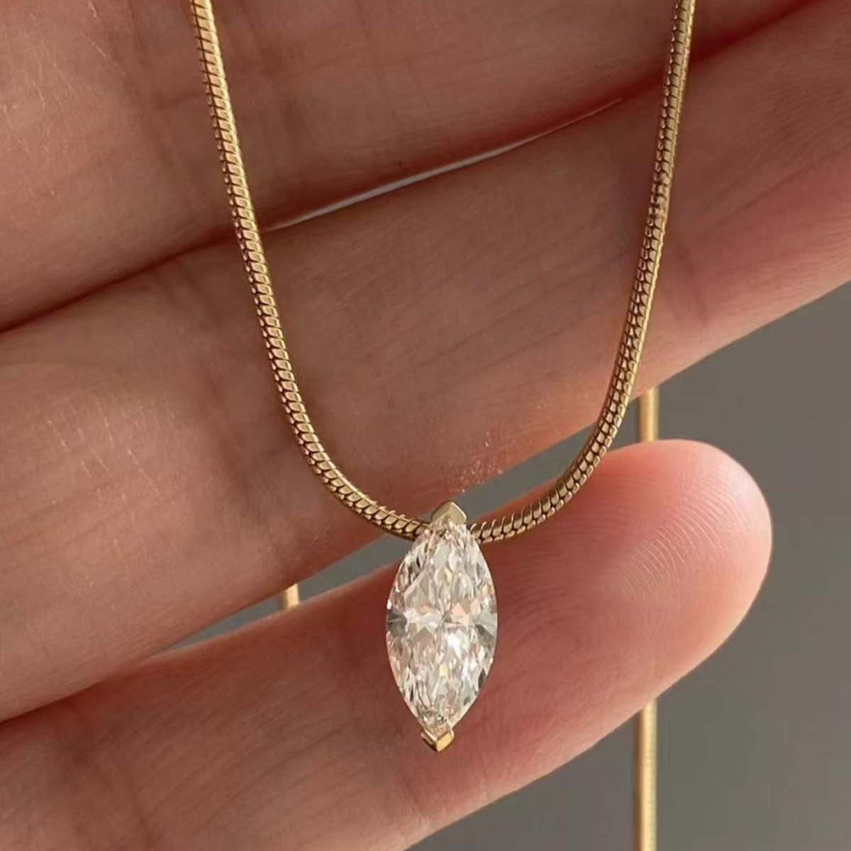 S925 Silver Plated 18K Gold Necklace with Moissanite Pendant