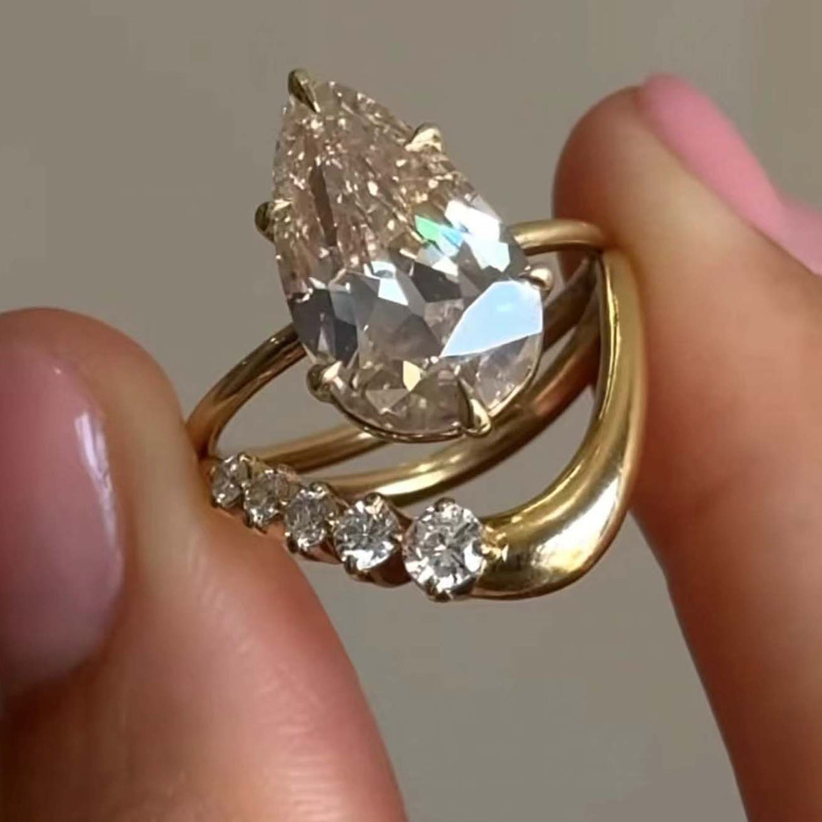 S925 Silver Plated 18K Gold Two-Piece Moissanite Ring Set