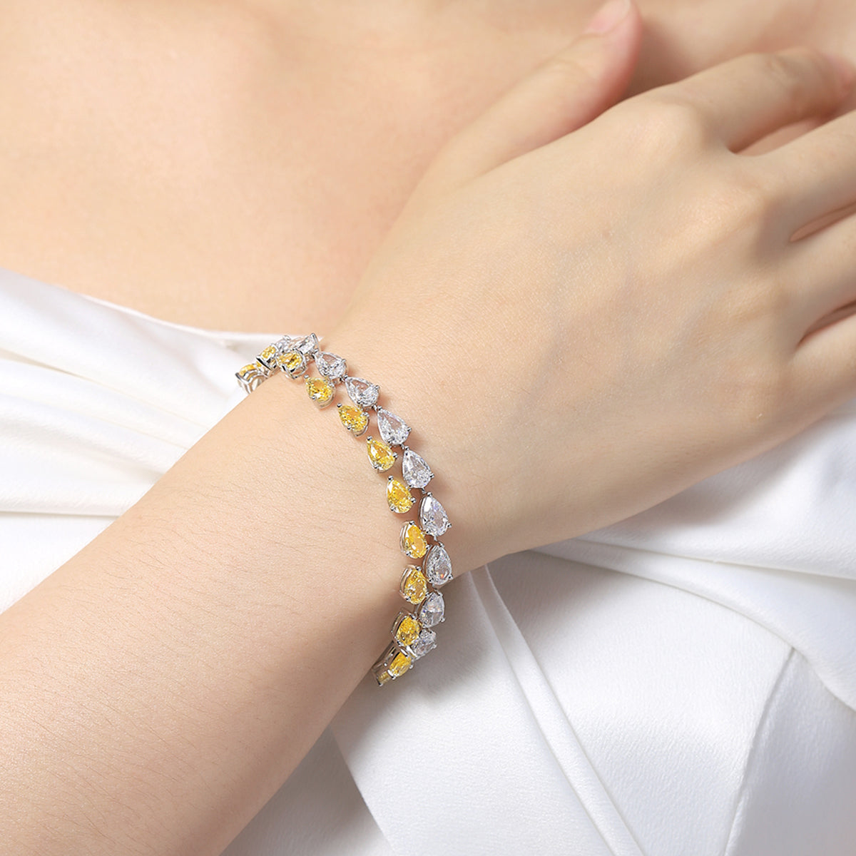 Double Layer Droplet Yellow and White High Carbon Zircon S925 Silver Plated Platinum Bracelet