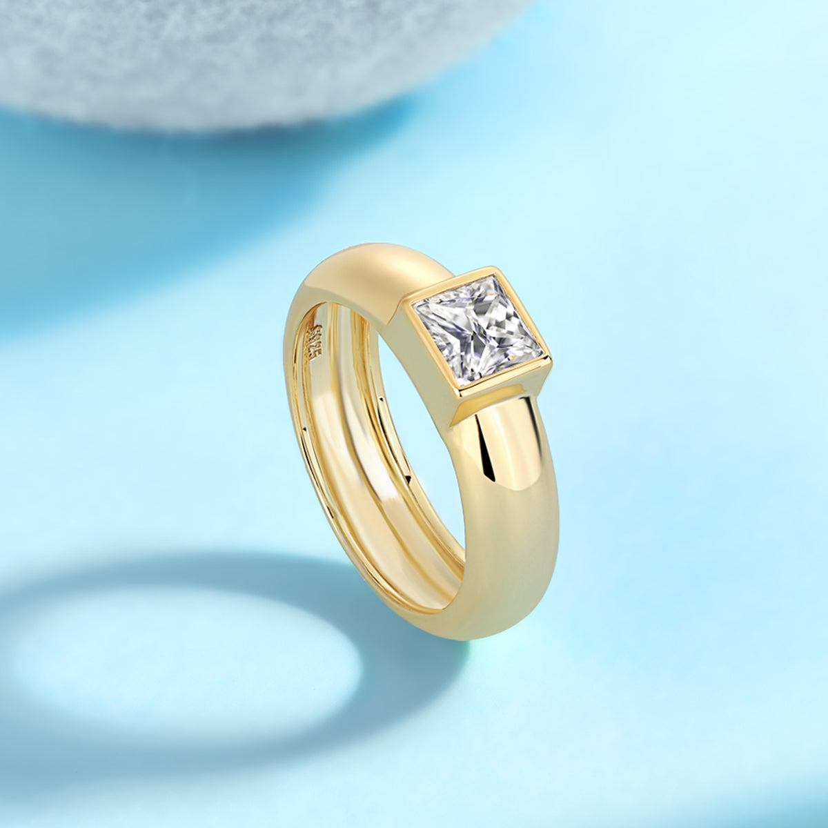 Stunning 1.0 Carat Princess Cut Moissanite S925 Silver Plated 18K Gold Women's Ring