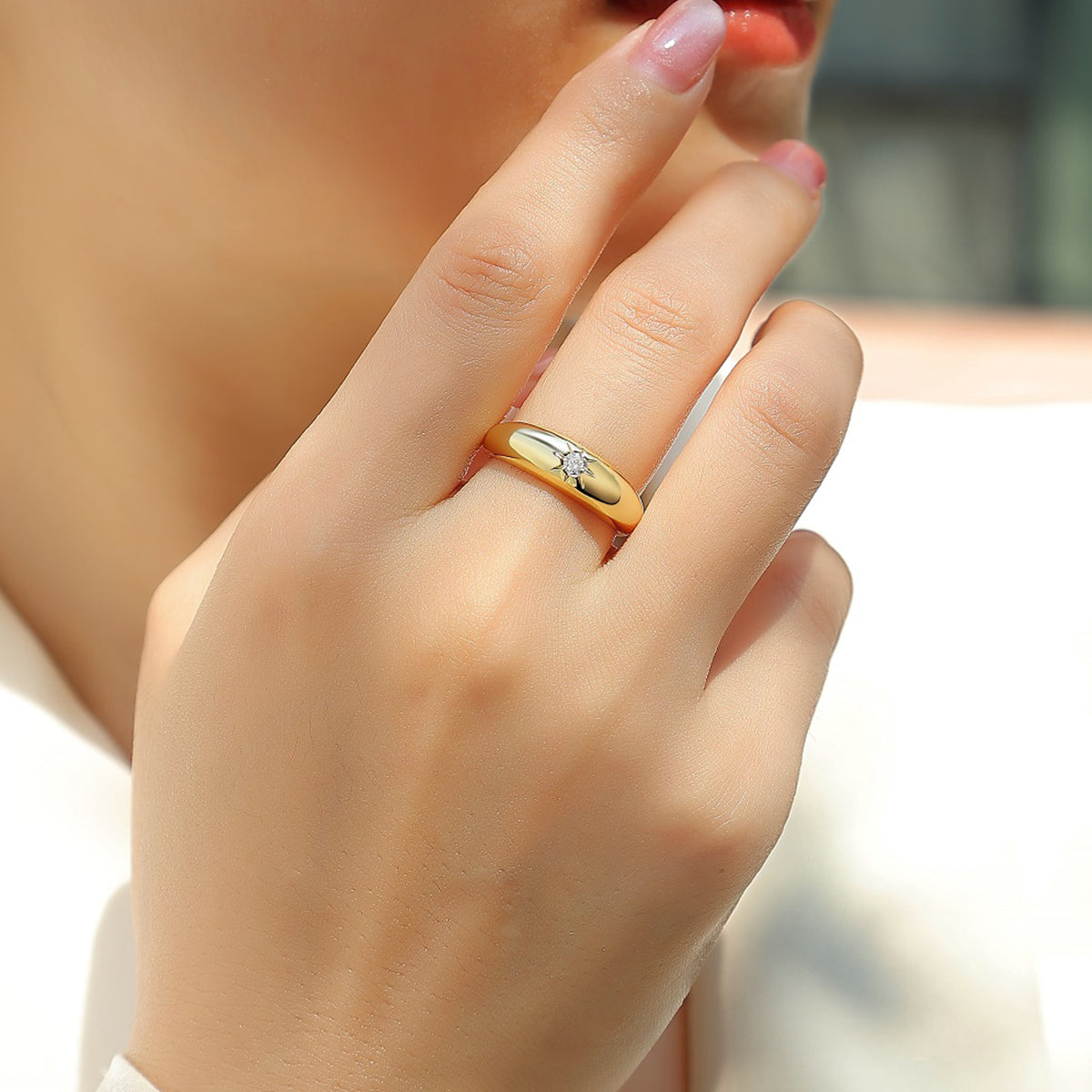 S925 Silver Plated 18K Gold Sun Pattern Ring With Moissanite