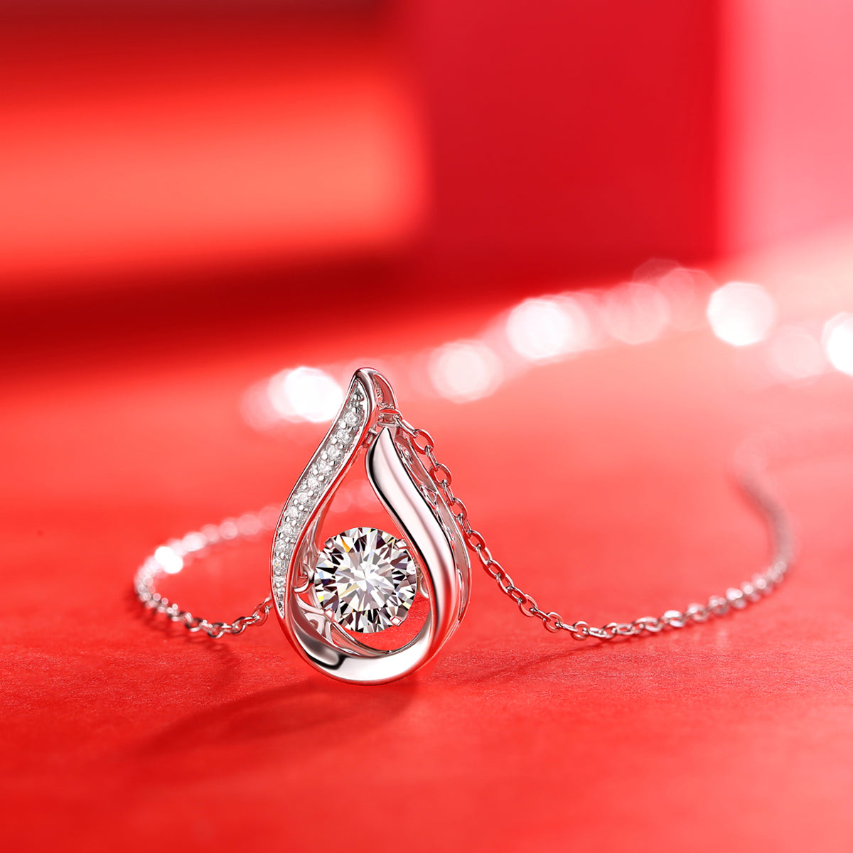 1.0 Carat Moissanite S925 Silver Plated 18K Gold Necklace