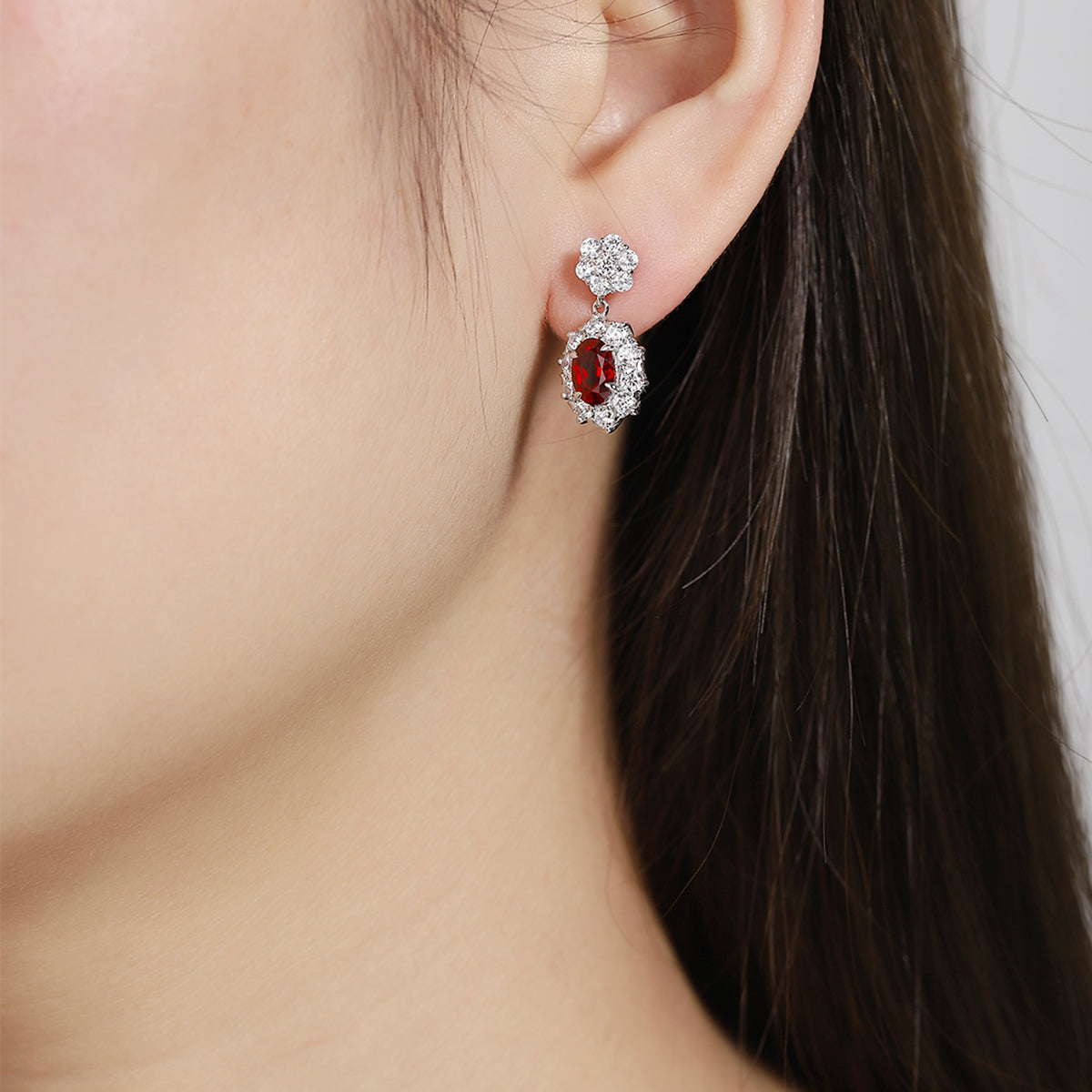 2.32 Carats Oval Shape Lab Grown Gemstone Pendant Earrings