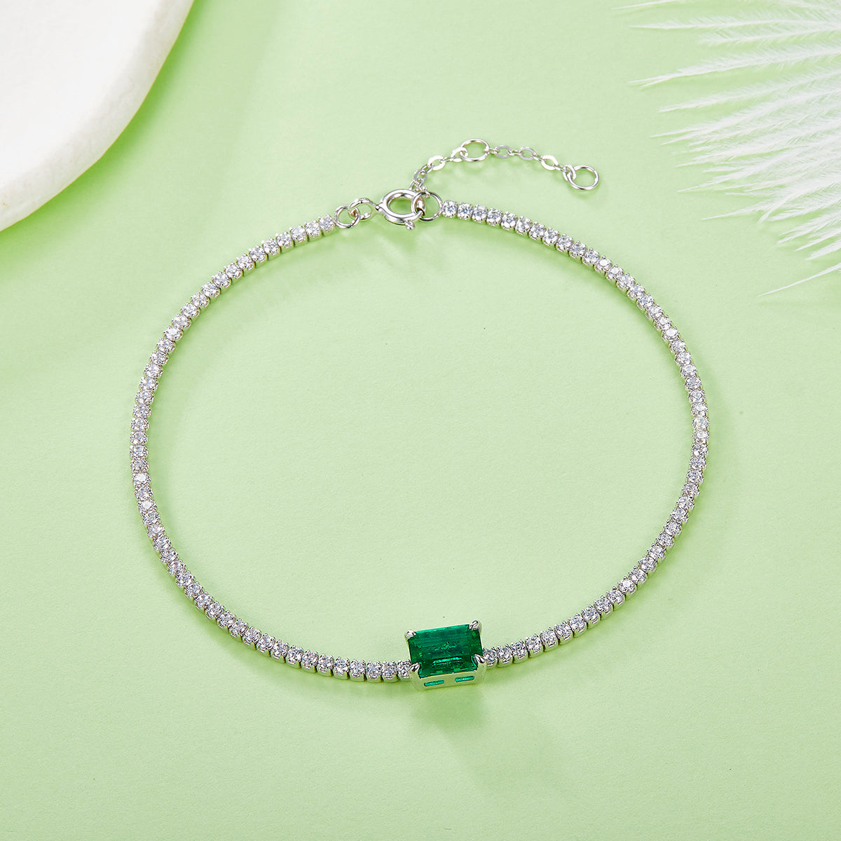 S925 Silver Plated 18K Platinum Bracelet with 0.77 Carat Emerald-Cut Lab Grown Gemstone