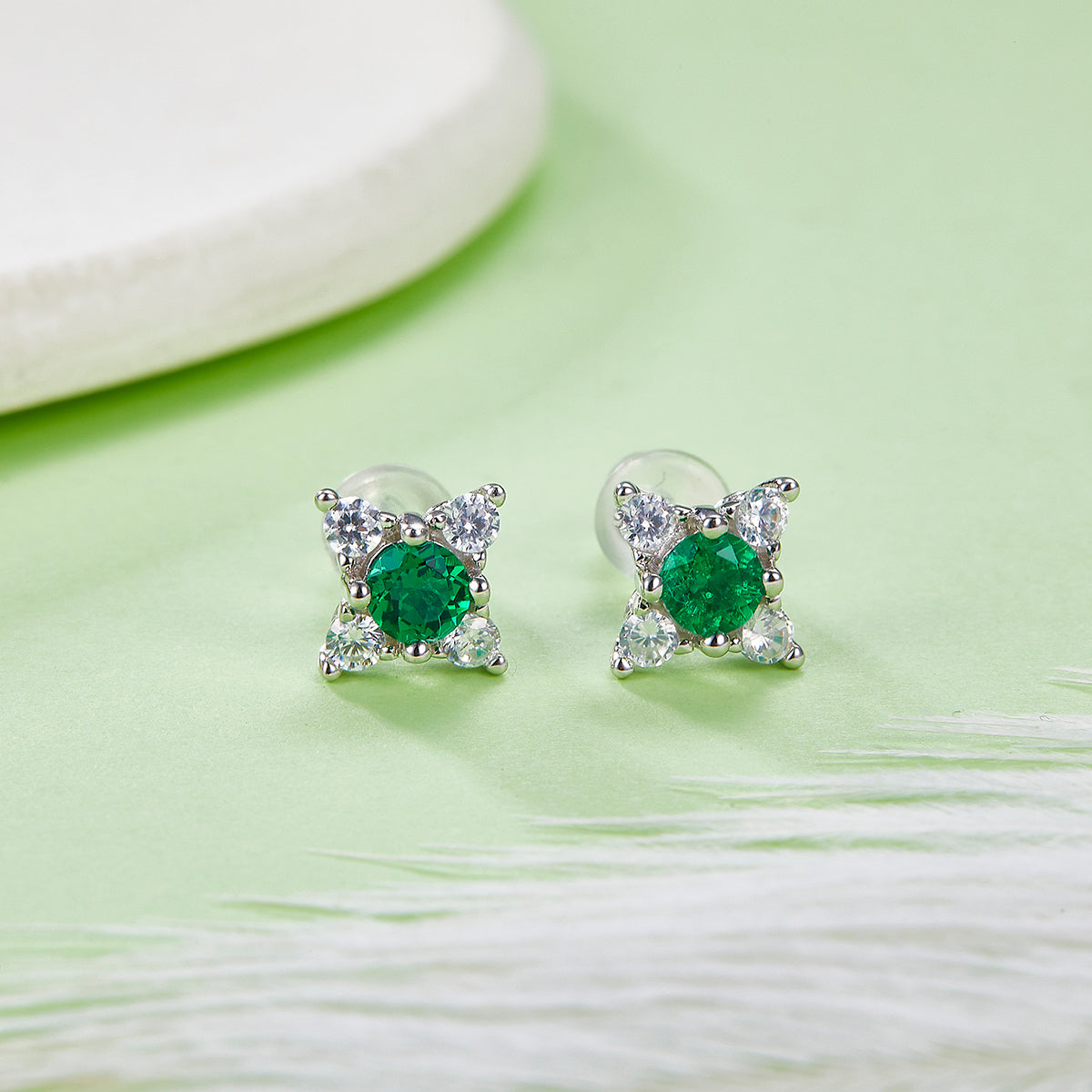 S925 Silver Plated 18K Platinum Four Petal Flower Stud Earrings with Round Cut Lab Grown Emerald