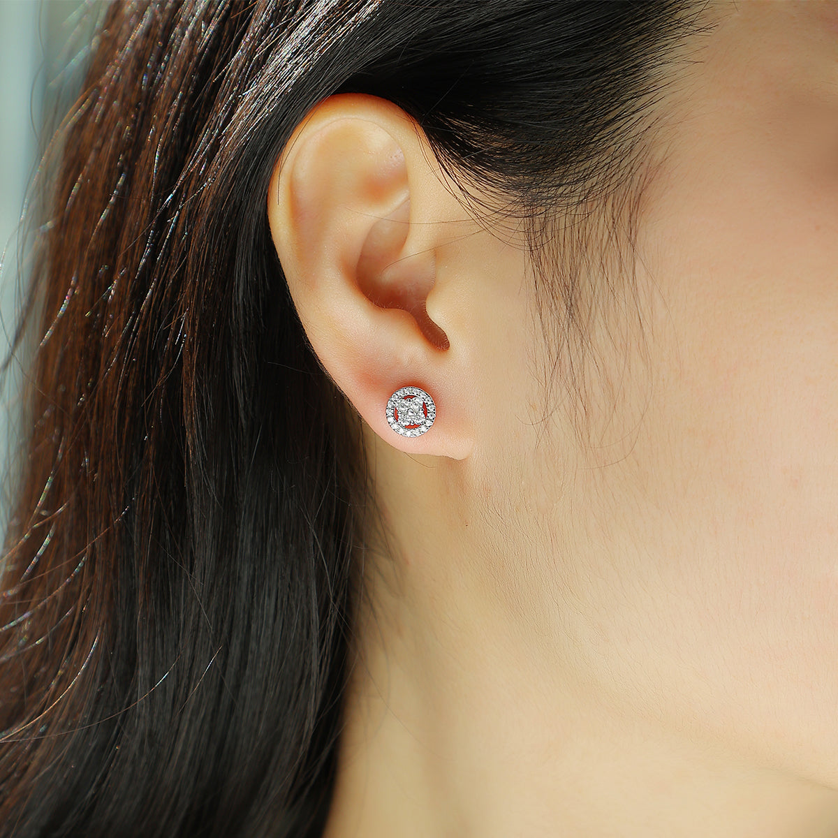 S925 Silver Plated 18K Platinum Moissanite Stud Earrings