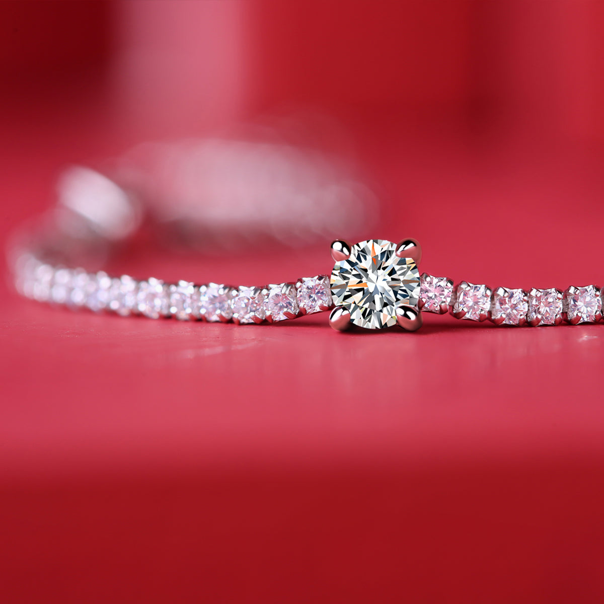 Planderful Moissanite Tennis Bracelet 0.3Ct Main Stone S925 Silver Plated Lux Gift For Her