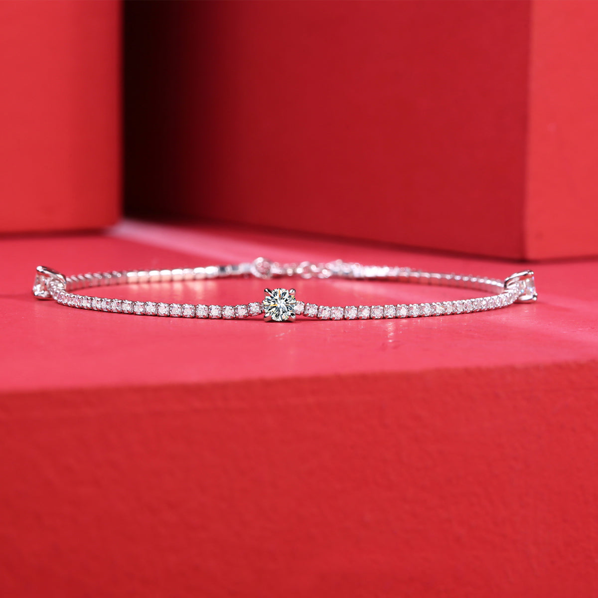 Planderful Moissanite Tennis Bracelet 0.3Ct Main Stone S925 Silver Plated Lux Gift For Her