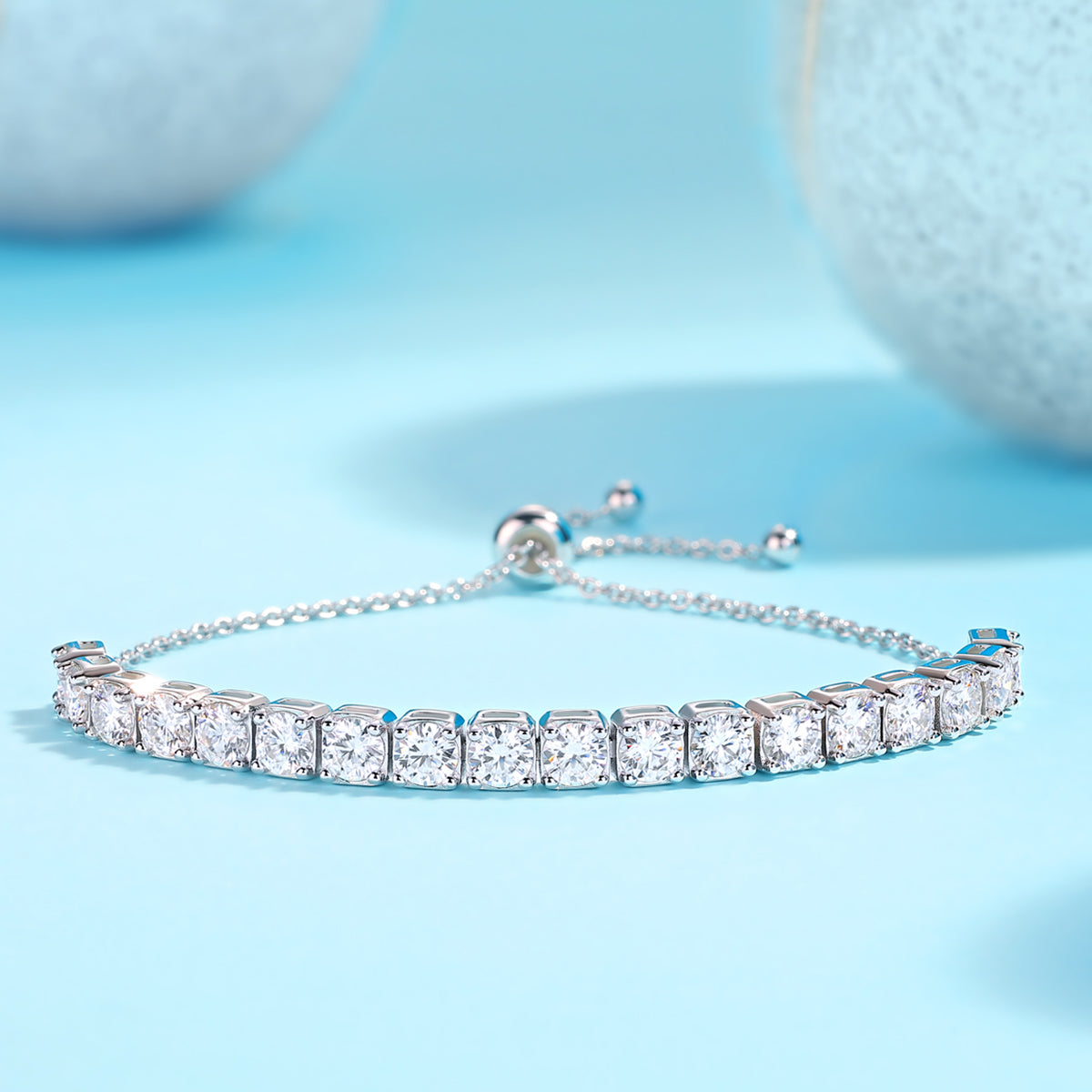 S925 Silver Plated 18K Platinum Bracelet with Row of Round Moissanite