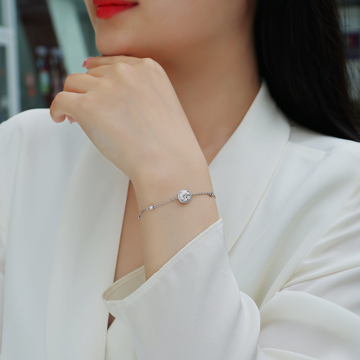 1.0 Carat Round Cut Moissanite With Halo S925 Silver Plated 18K Platinum Bracelet