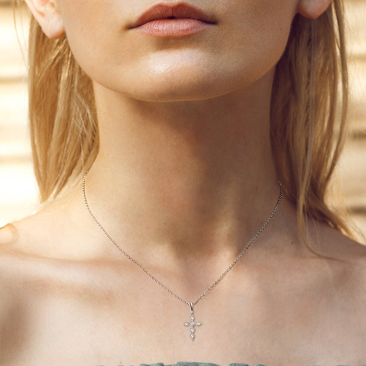 S925 Silver Plated 18K Gold Moissanite Cross Pendant Necklace