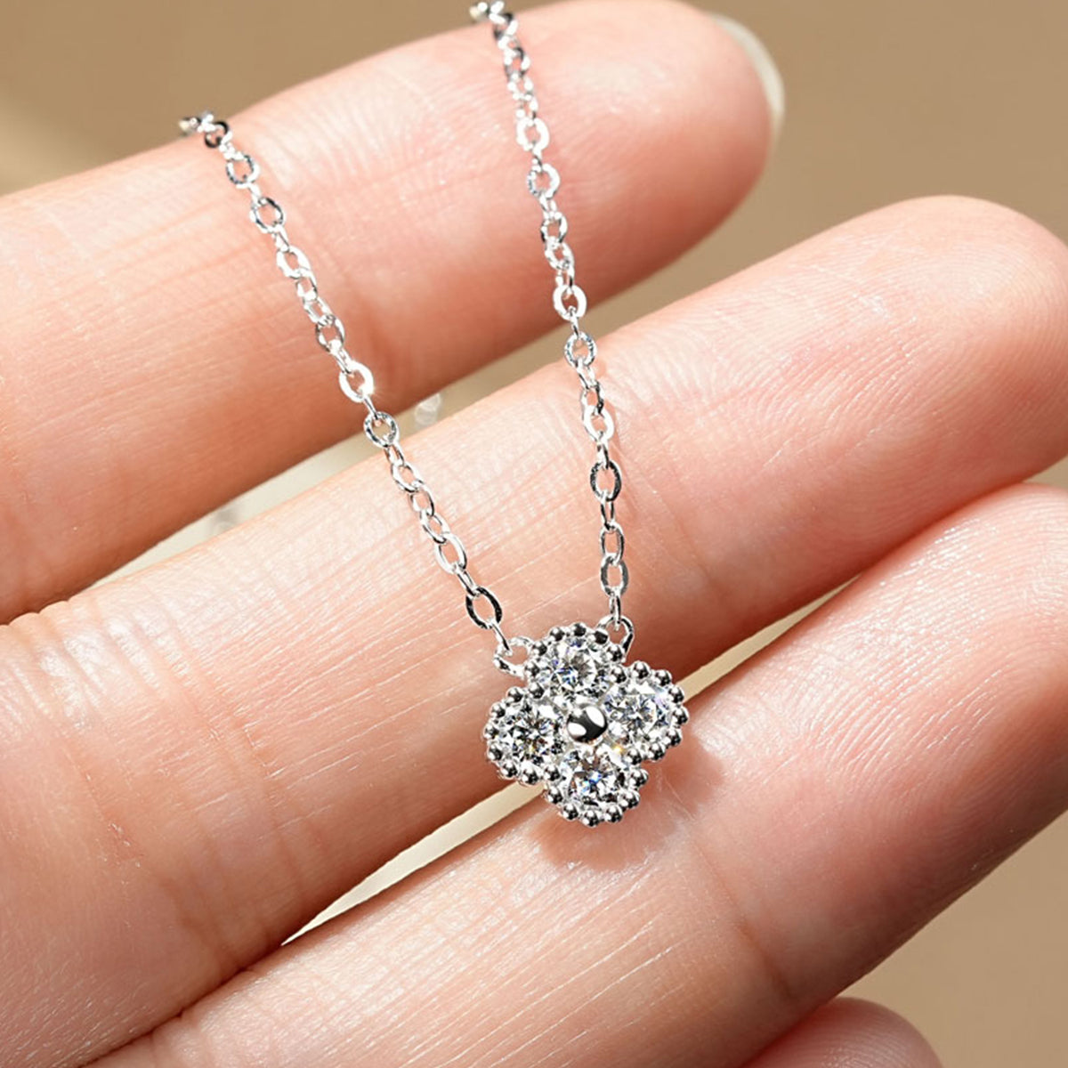 0.4 Carat Moissanite Clover Pendant S925 Silver Plated Necklace