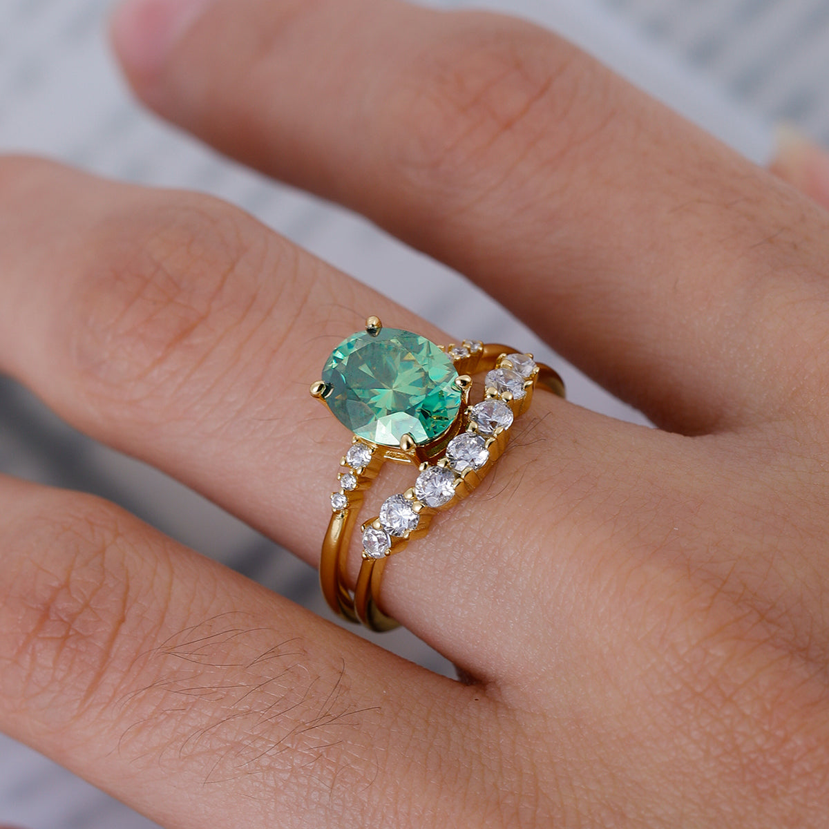 Planderful Moissanite Ring Set For Women Two Piece Lake Green Oval 2.0CT Sparkling S925 Gold Plated